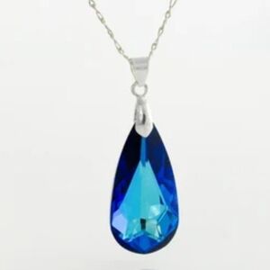 Vibrant Teardrop Pendant Necklace